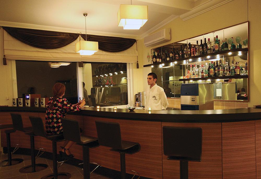 Hotel Simsek Эдирне Экстерьер фото