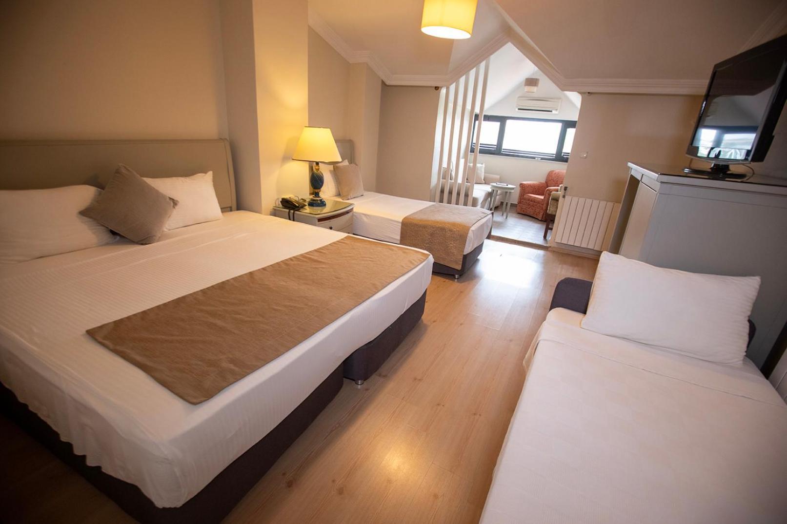 Hotel Simsek Эдирне Экстерьер фото